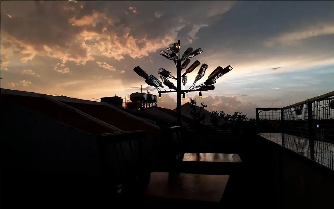 Cucumber Hostel 호이안